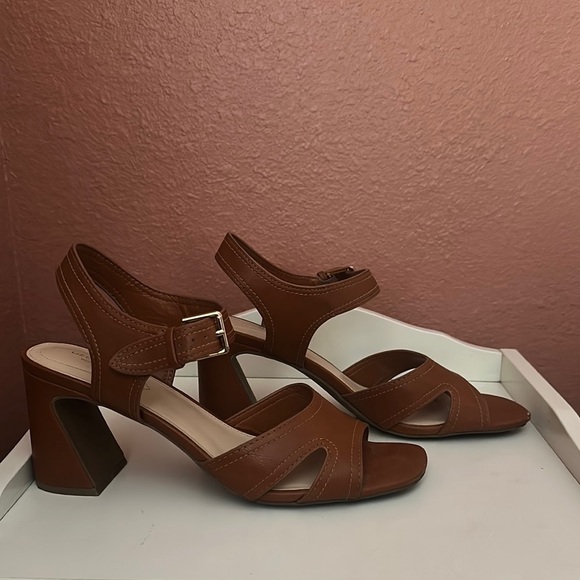 Liz Claiborne Heeled Sandals - Picture 1 of 5